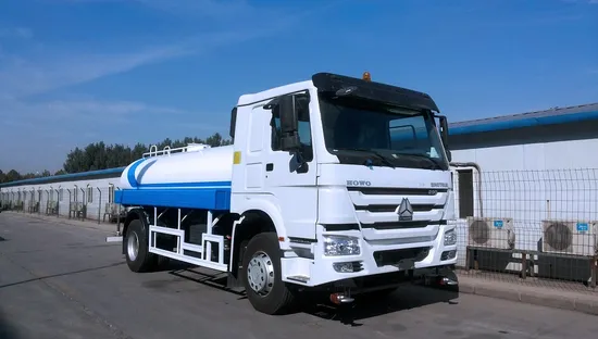 Tank Watering Truck Sinotruk HOWO Road Sprinkler Sanitation Vehicle 20000/30000L 6X4 Heavy Duty Dumping Goods